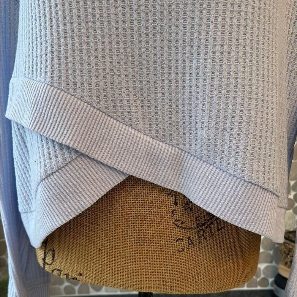 Hollister-co Women's Blue Shirt - Picture 3 of 6